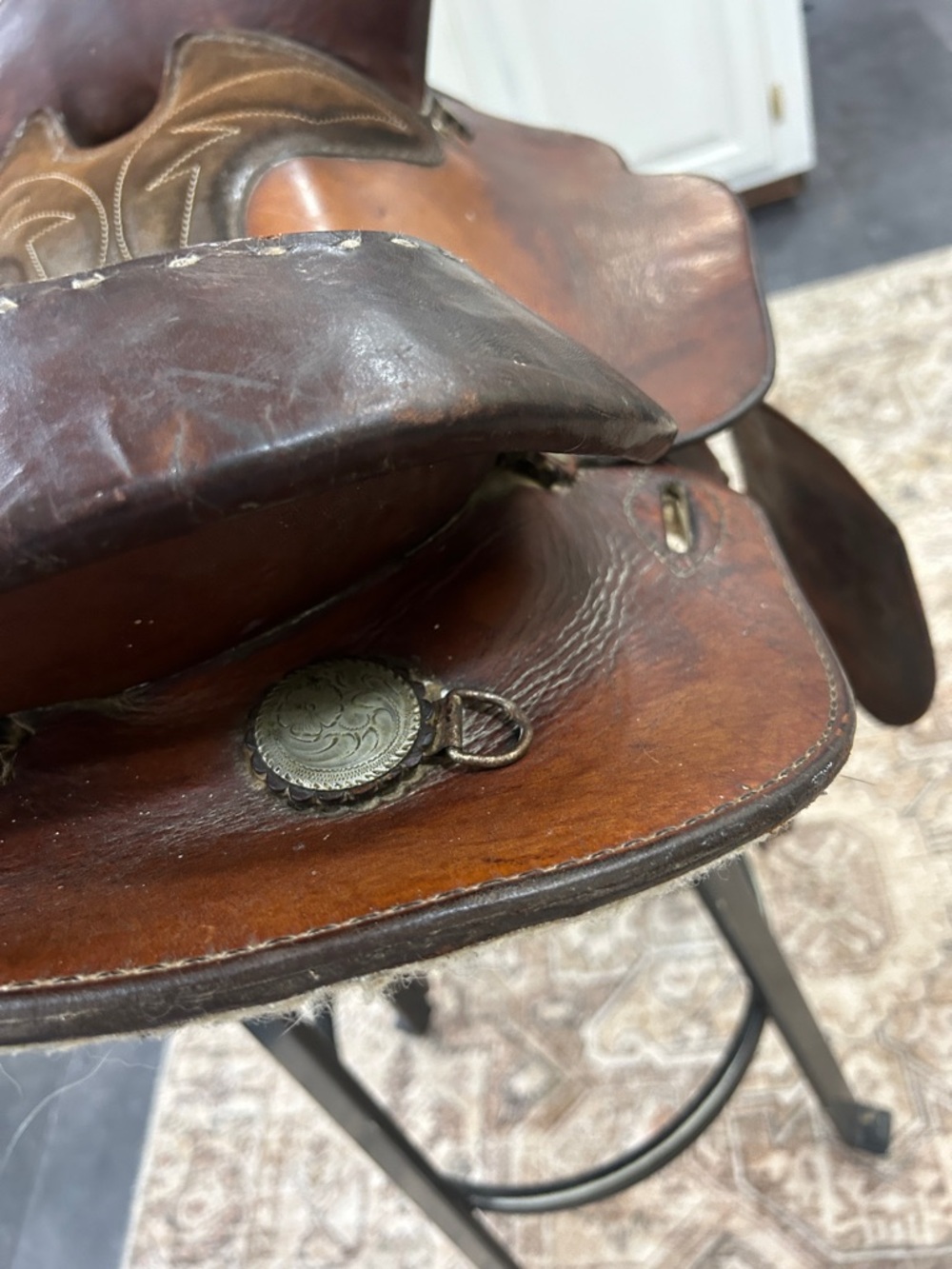 Vintage Youth Western Leather Saddle. 14” Seat. - Picture 6 of 16